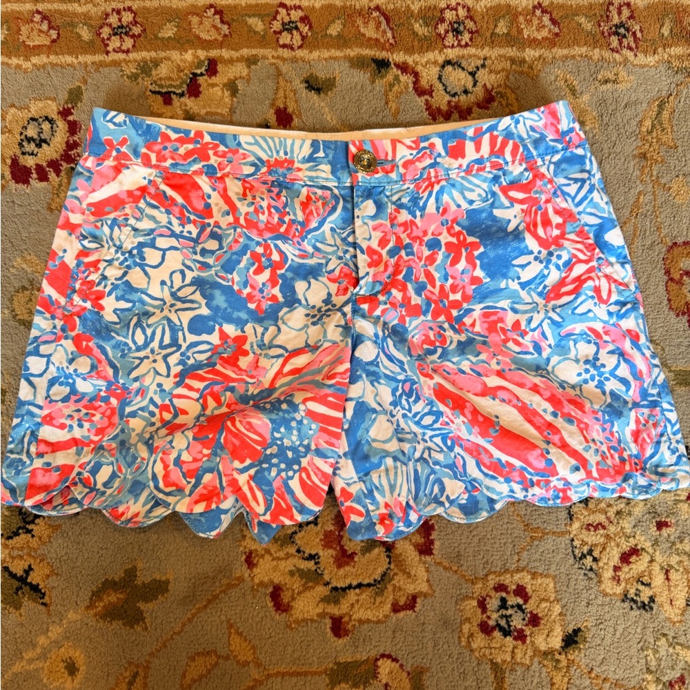 Lilly Pulitzer Coral & Blue Floral buttercup shorts